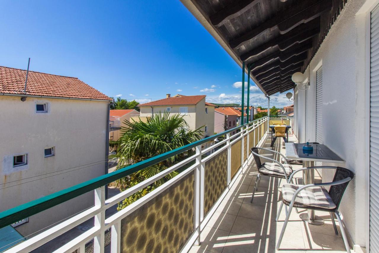 Apartments Rino Vodice Eksteriør billede