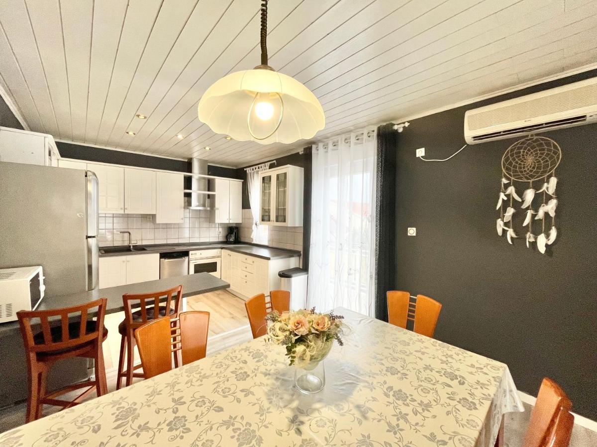 Apartments Rino Vodice Eksteriør billede