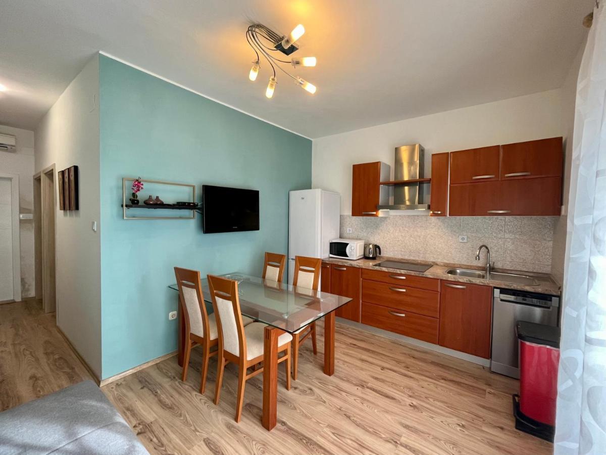 Apartments Rino Vodice Eksteriør billede